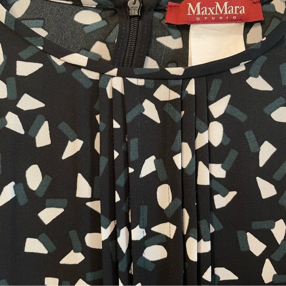 MaxMara long sleeve tunic ruffled pin tuck geometric print size 2 - Picture 3 of 14